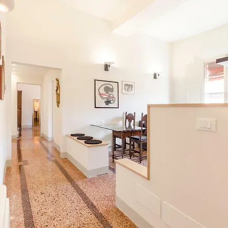 Apartment Bocchi Elegant