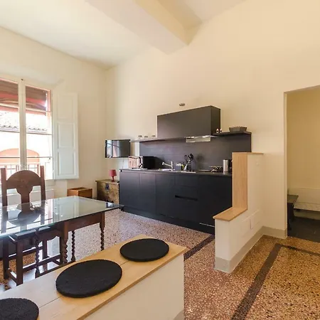 Apartment Bocchi Elegant