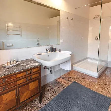 Apartment Bocchi Elegant