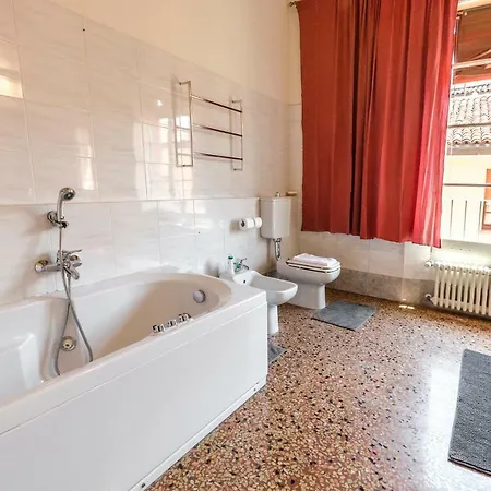 Bocchi Elegant Bologne